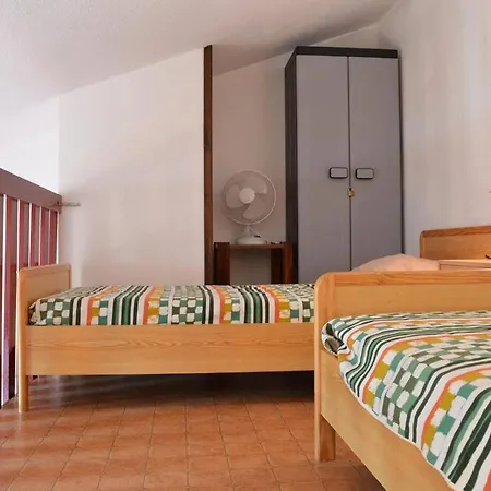 Sp320-528 Maison 2 Pièces Mezzanine Pierre La * Saint-Pierre-la-Mer (Aude)